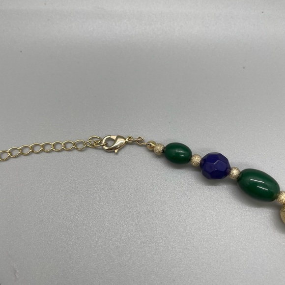 Beaded necklace - Picture 3 of 3